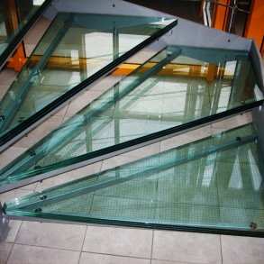 Могилёв лестница из стекла